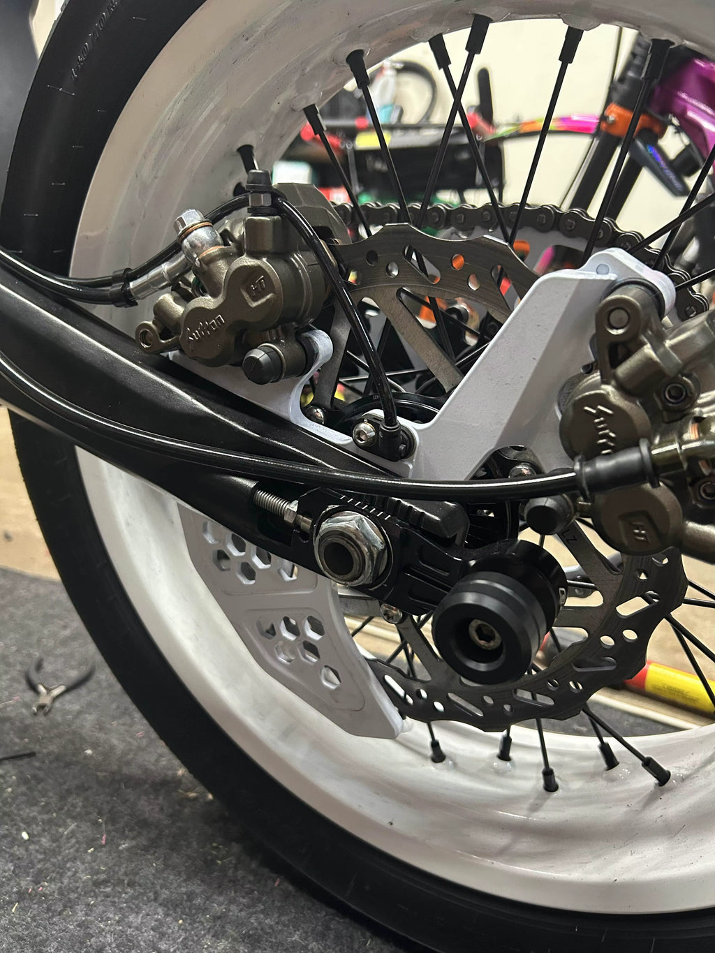 Ultra Bee | Ultra Bee FootBrake